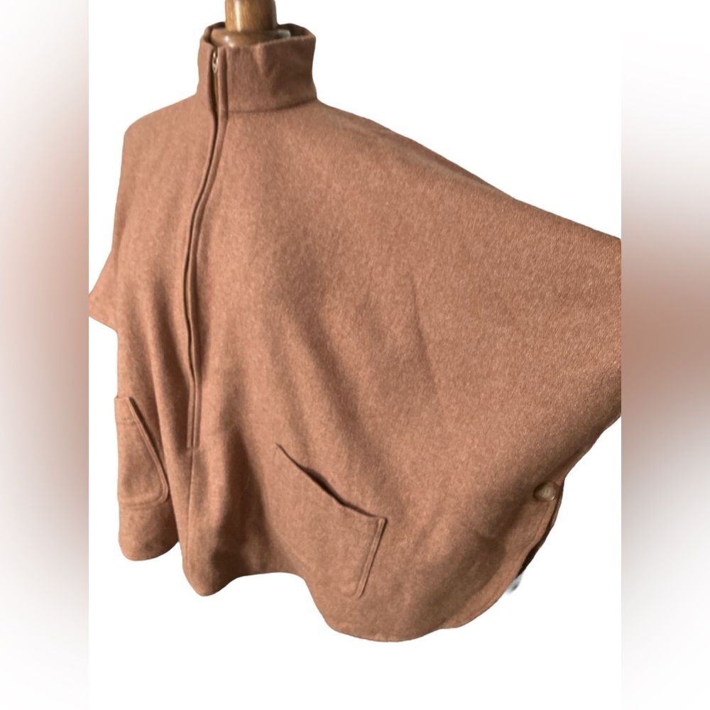 Vintage Wool Poncho with Marching Scarf One Size Fall Winter Caroling - Picture 6 of 9
